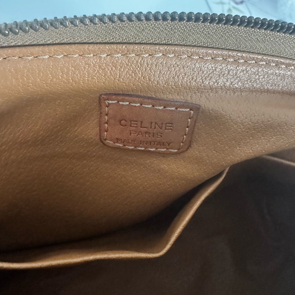 ✨ Vintage Celine Paris Macadam Pouch ✨ - Picture 9 of 10